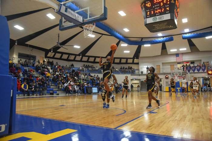 starkville-tupelo-girls-basketball00028